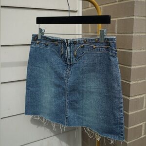 Y2K mini denim skirt